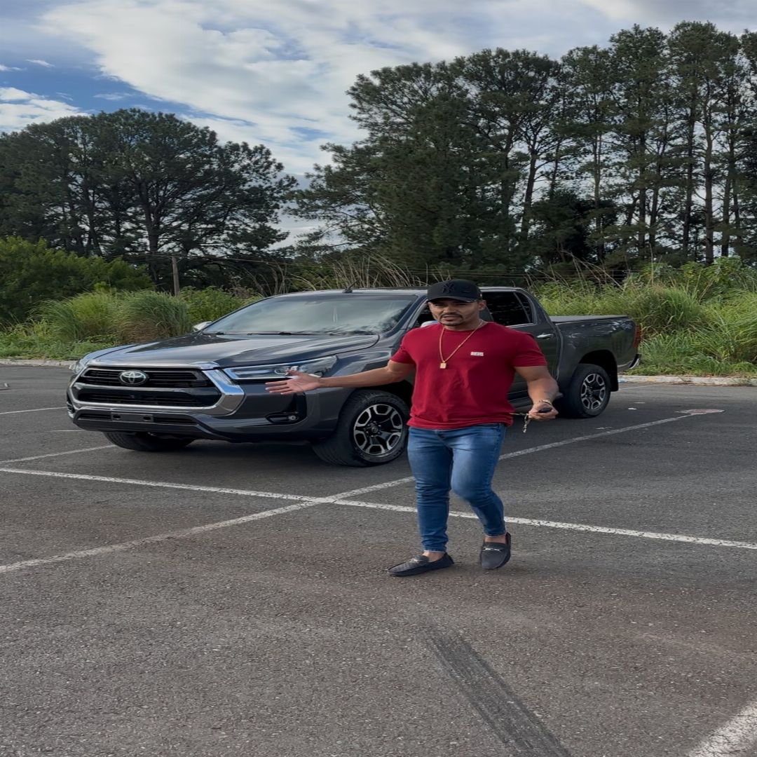 HILUX SRX 2022 DIESEL 4X4 OU 250MIL